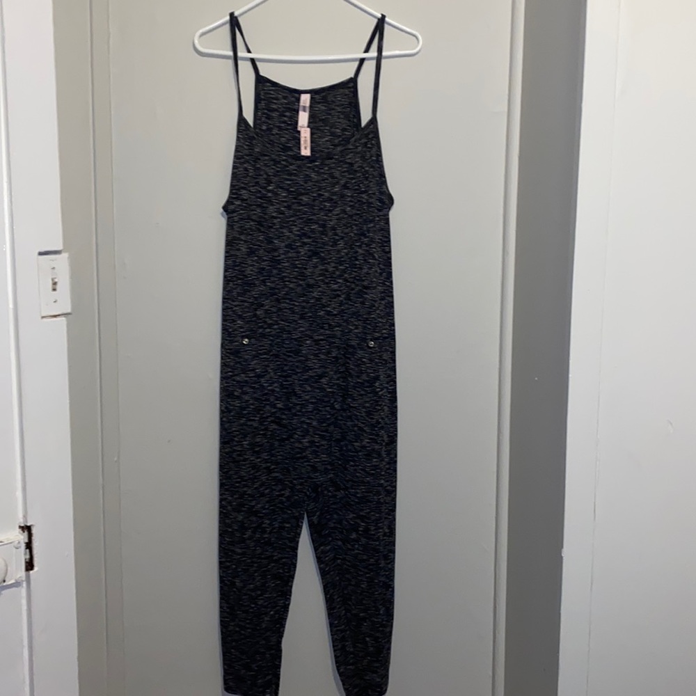 Victoria Secret Jumper | Size L